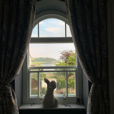 Dylan Thomas Sea View Bed and Breakfast Laugharne Eksteriør billede