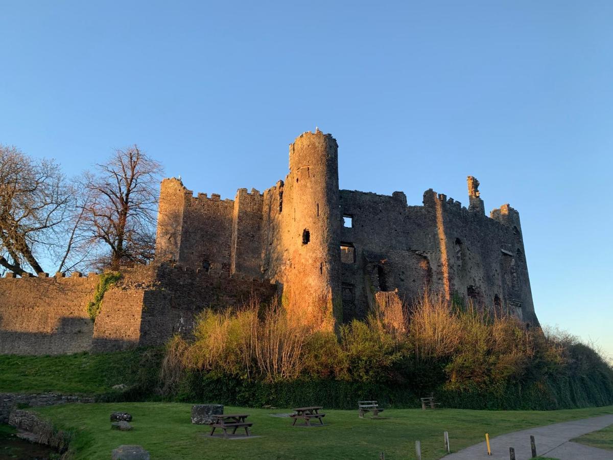 Dylan Thomas Sea View Bed and Breakfast Laugharne Eksteriør billede