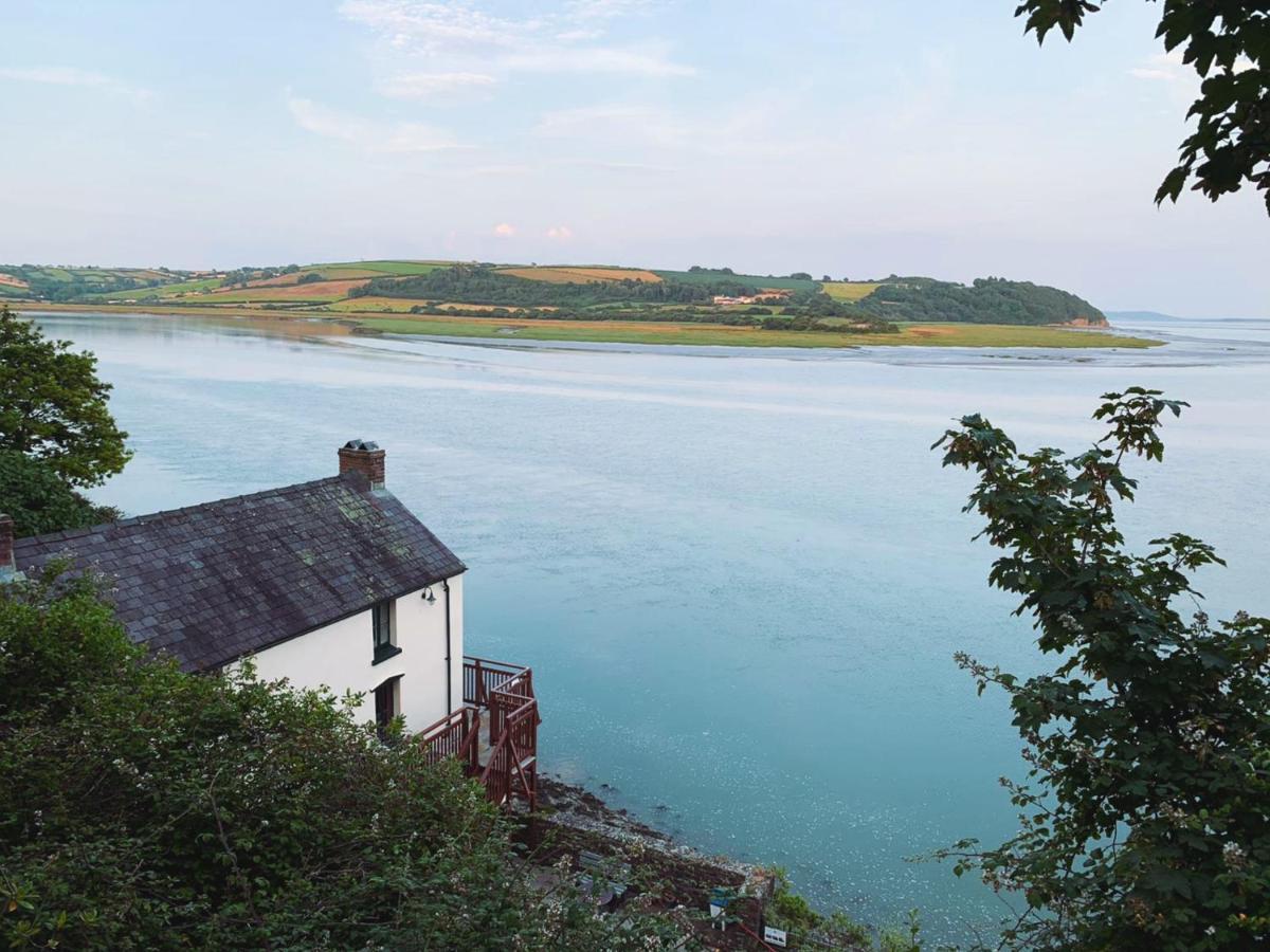 Dylan Thomas Sea View Bed and Breakfast Laugharne Eksteriør billede