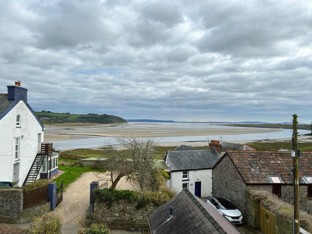 Dylan Thomas Sea View Bed and Breakfast Laugharne Eksteriør billede