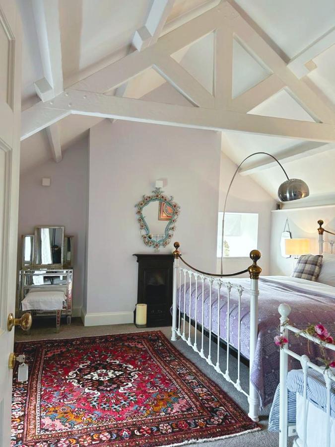 Dylan Thomas Sea View Bed and Breakfast Laugharne Eksteriør billede